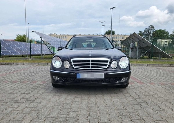 Mercedes-Benz Klasa E cena 29900 przebieg: 296000, rok produkcji 2005 z Kosów Lacki małe 326